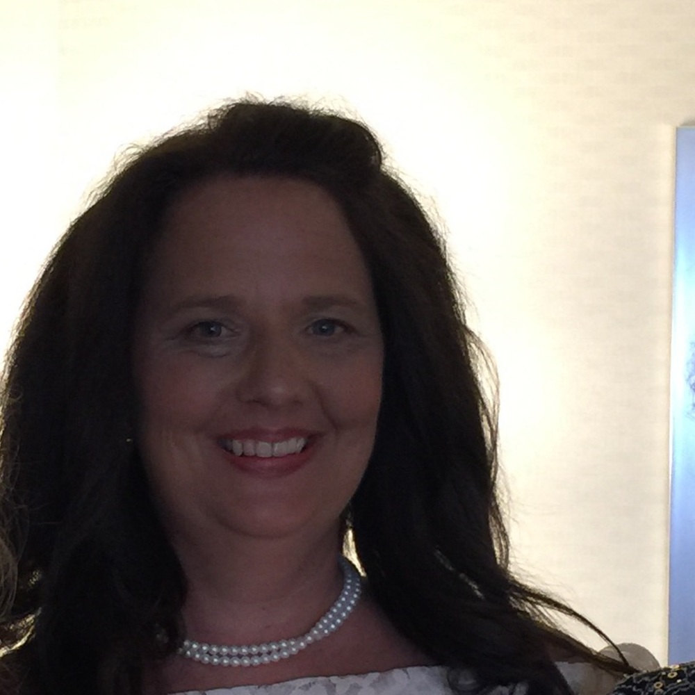 Meet your Posher, Leeann